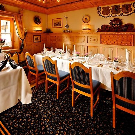 Schlosshotel Chaste Тарасп Экстерьер фото