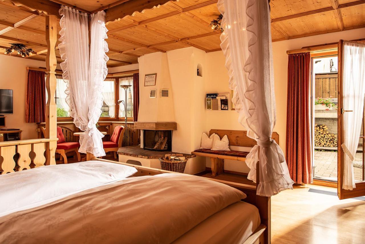 Schlosshotel Chaste Тарасп Экстерьер фото