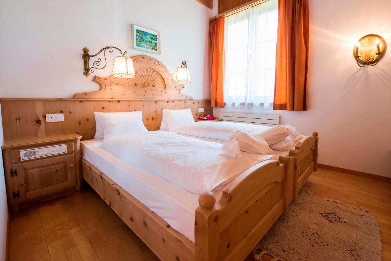 Schlosshotel Chaste Тарасп Экстерьер фото